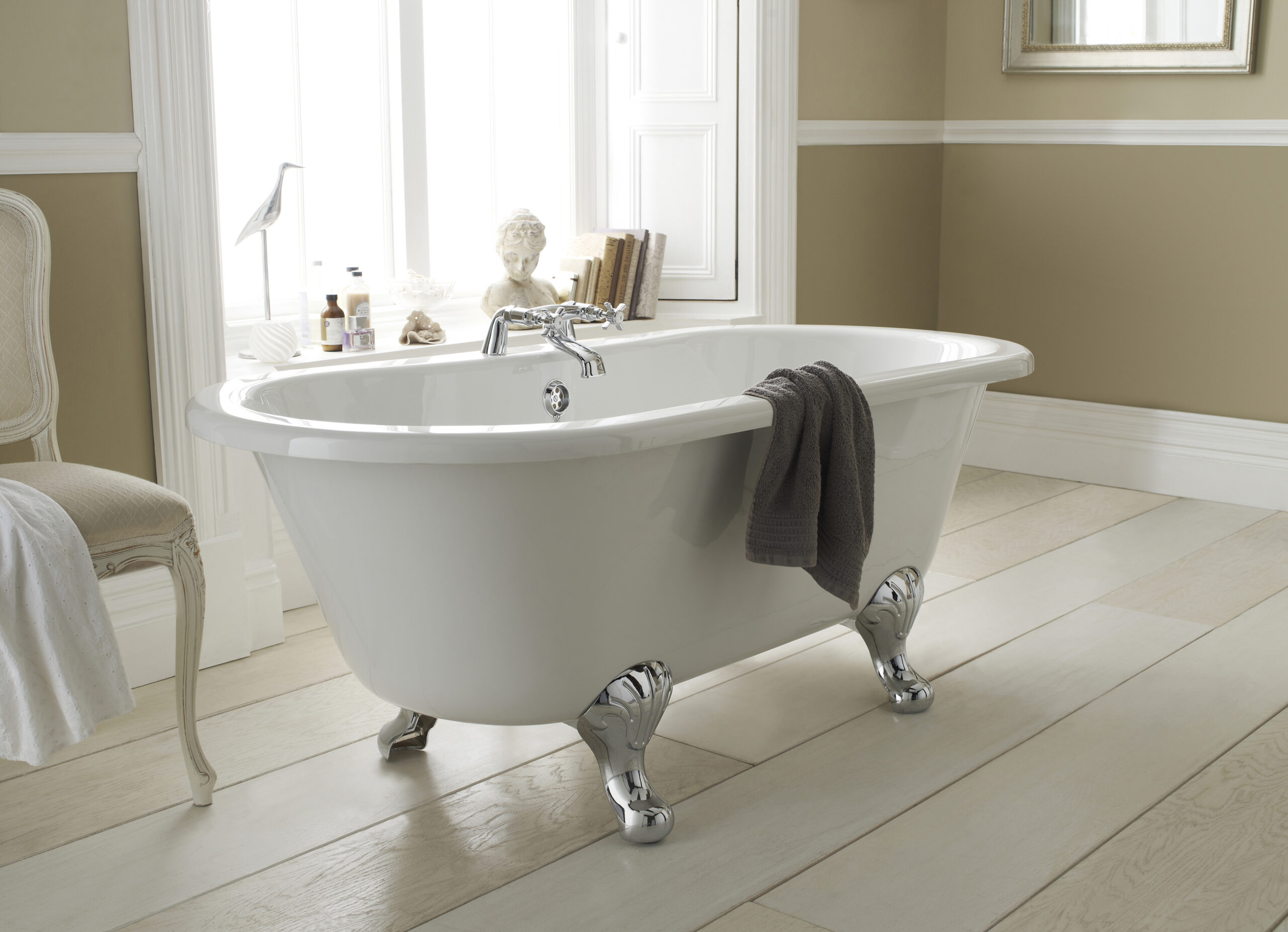 Hudson Reed Freestanding Bath - Corbel Leg Set (1700mm) RL1705T - Image 2