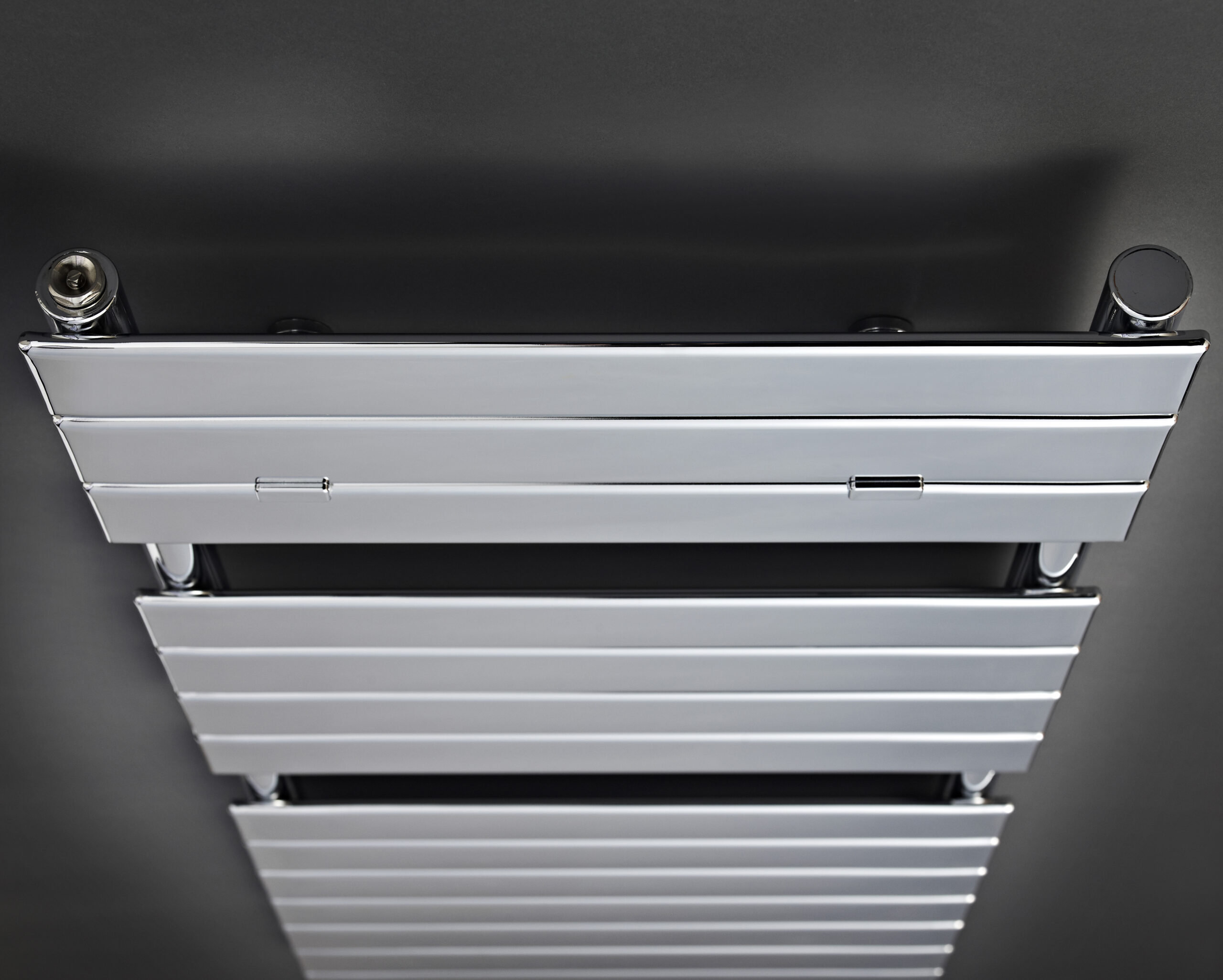 Nuie Heated Towel Rail HL335 - Image 2