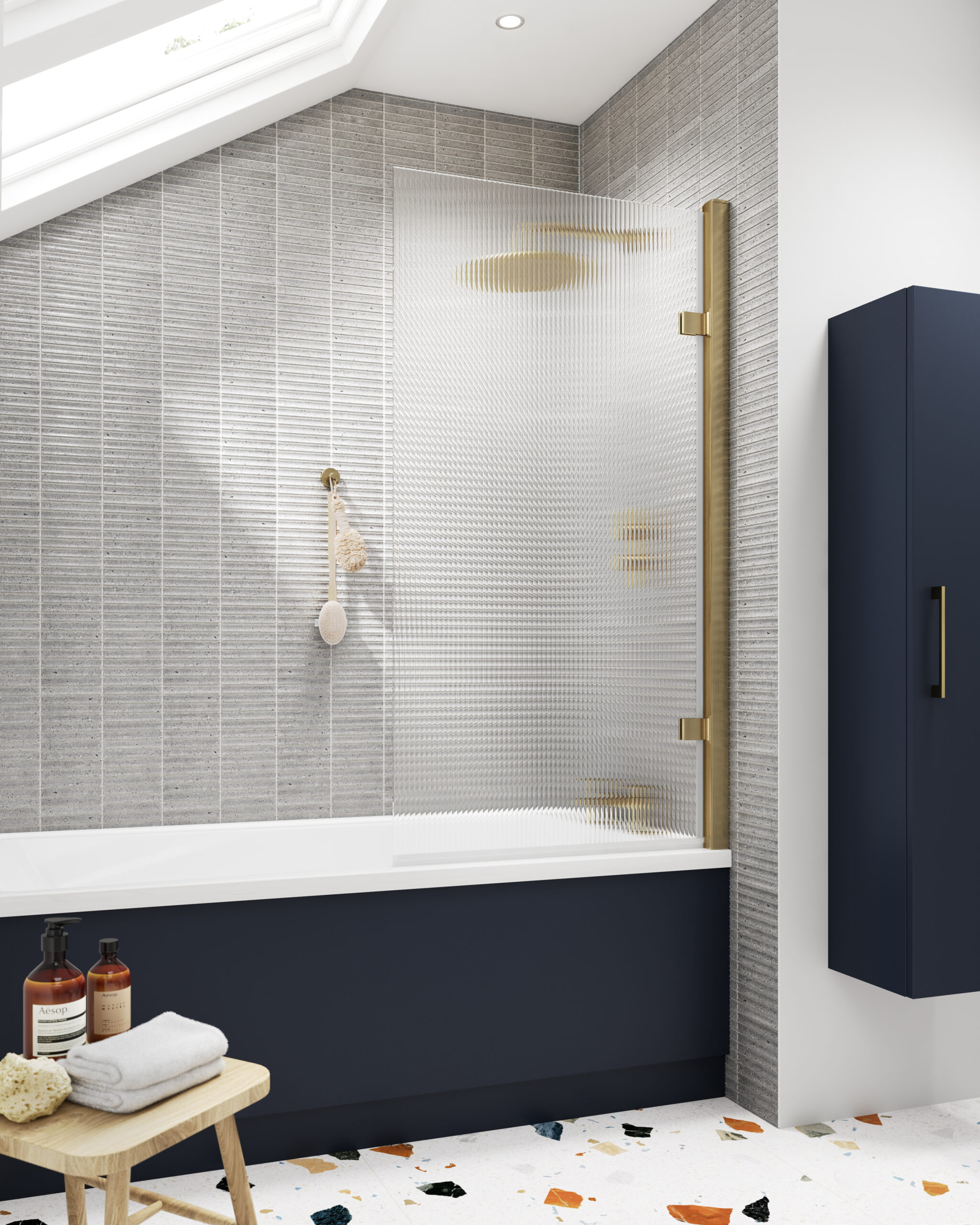 Nuie Square Hinged Fluted Bath Screen - 8mm NSSQ7FLBB - Image 2
